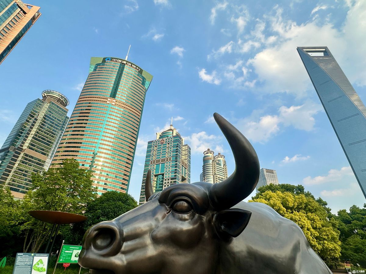 金銀油與比特幣全線拉升 日股暴漲逾1700點 政策預期突變主導行情